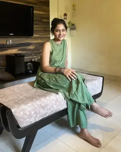 Thasra Call Girls